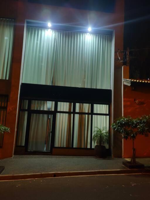 Local Nobre Facil Acesso Pxm Tdo Villa Bauru Eksteriør bilde